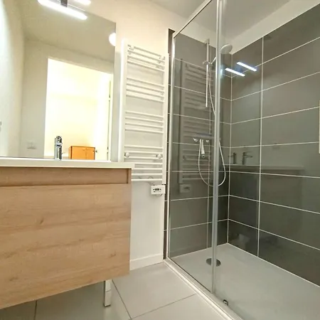 T2 6 Pers. Saint-lary-soulan Avec Balcon Et Wifi - Fr-1-457-390